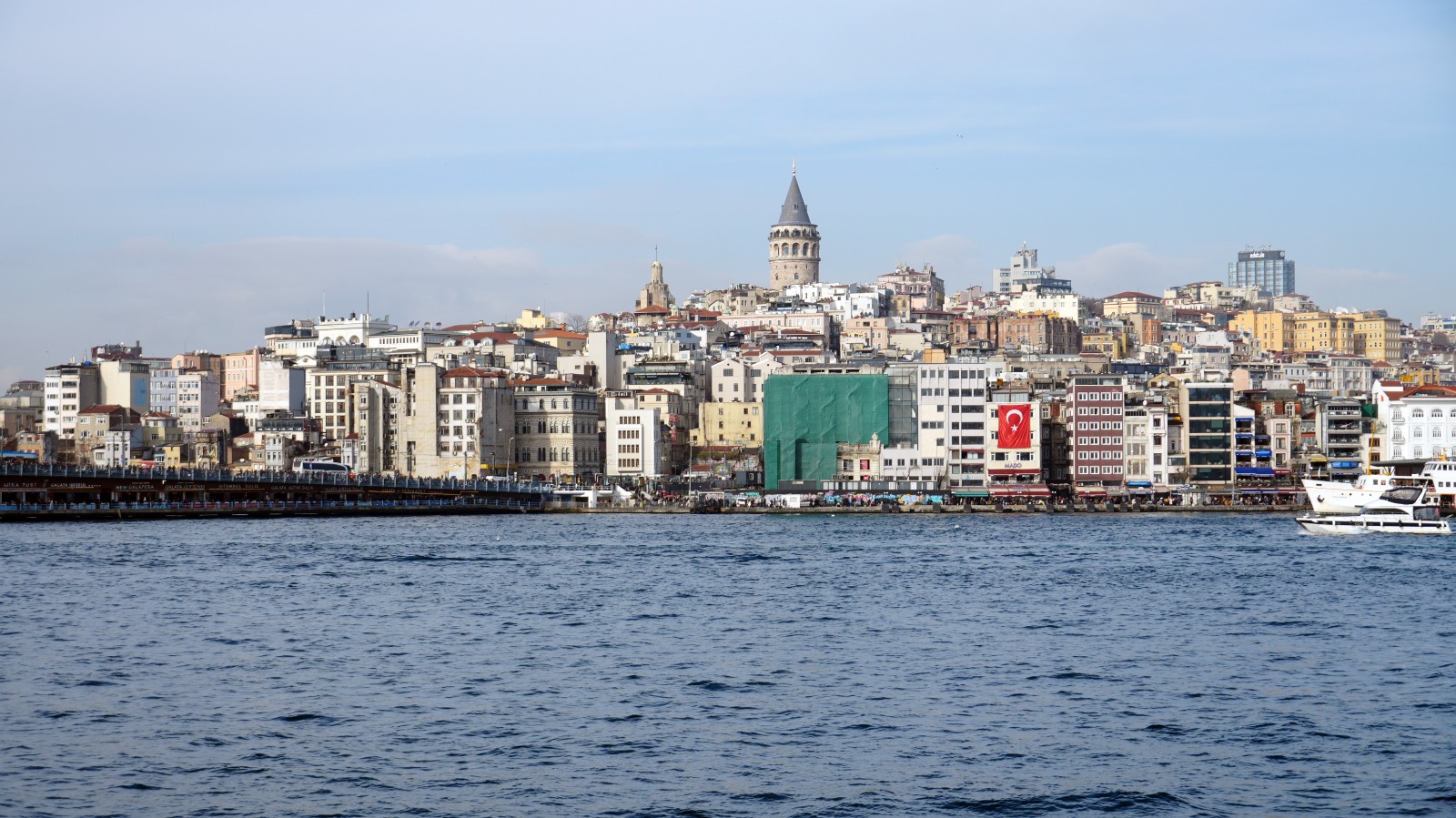 Istanbulul se vizitează în limba ta